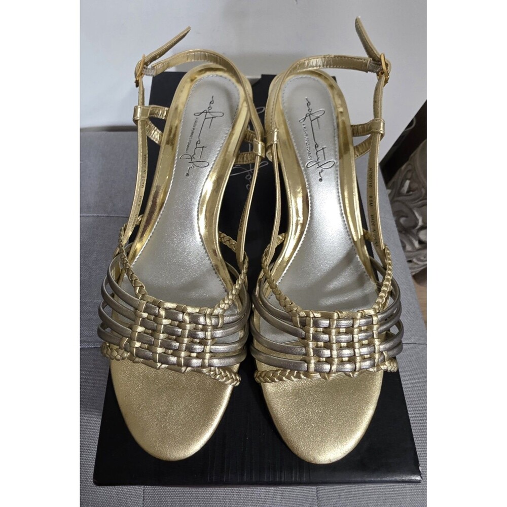 Soft Style Hush Puppies Peruvian GoldBraid Kitten Heel Slingback Sandal 6.5 EuC